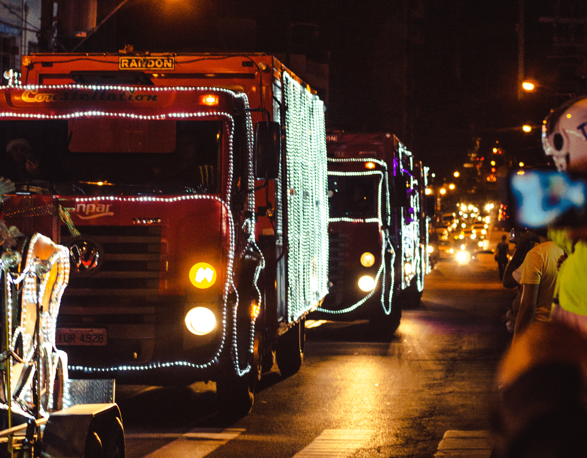Caravana de Natal Coca-Cola encantou o público em sua passagem por Gravataí