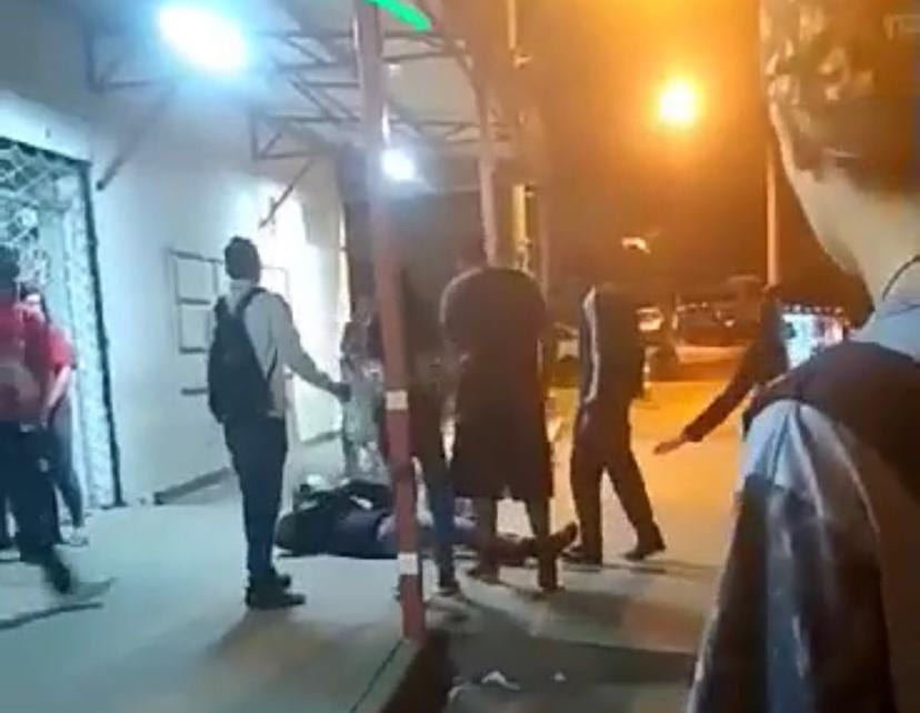 Vídeo | Estudante agredido na saída de escola em Gravataí segue internado