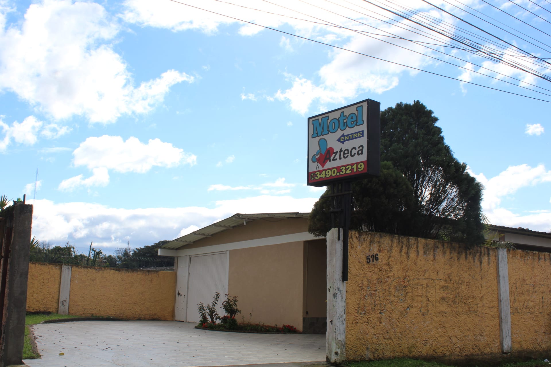 Recepcionista é encontrada morta dentro de motel em Gravataí