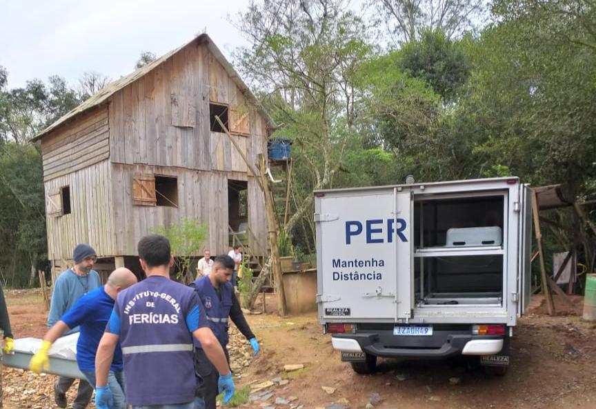 Polícia investiga morte de homem encontrado dentro de arroio em Gravataí