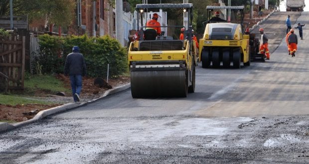 Governo municipal anuncia o asfaltamento de mais oito ruas de Gravataí