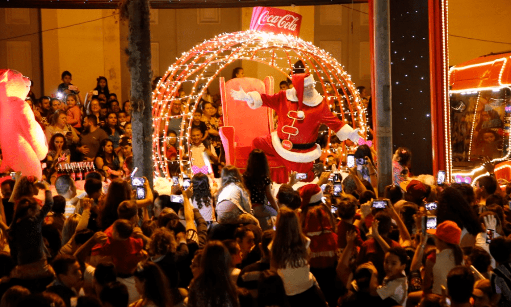 Acendimento das luzes, chegada do Papai Noel e Caravana da Coca-Cola; noite de hoje promete ser mágica em Gravataí