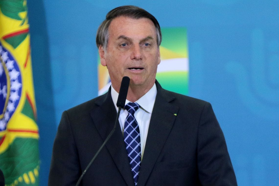 Bolsonaro diz que zera impostos sobre combustíveis se governadores acabarem com ICMS