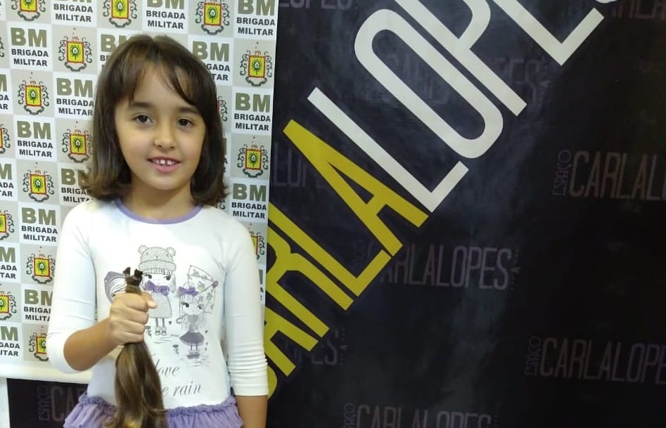 Com apenas sete anos, a pequena Valentina dá um grande exemplo de solidariedade