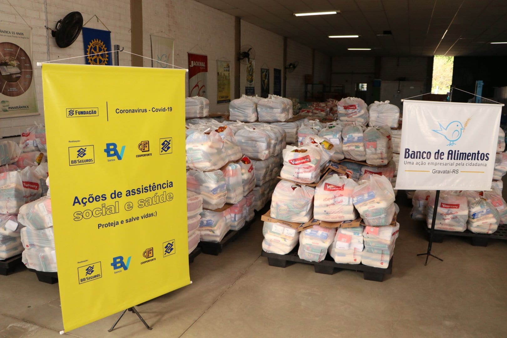 Fundação Banco do Brasil doa mil cestas para serem entregues às famílias de baixa renda em Gravataí
