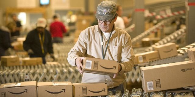Após desistência do Mercado Livre no RS, concorrente, Amazon, anuncia centro de distribuição no Estado