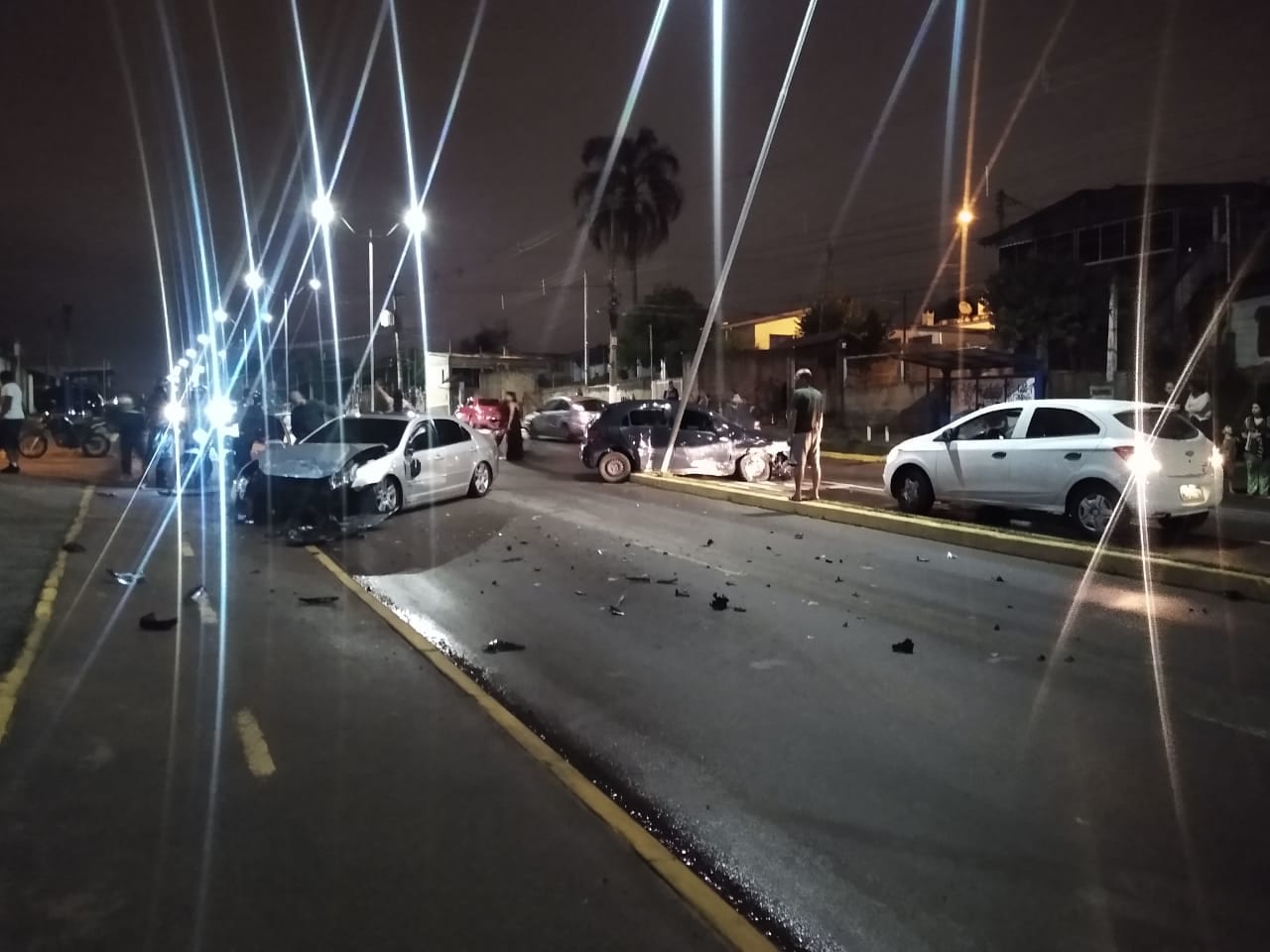 Vídeo | Acidente entre dois veículos gera briga em avenida de Gravataí