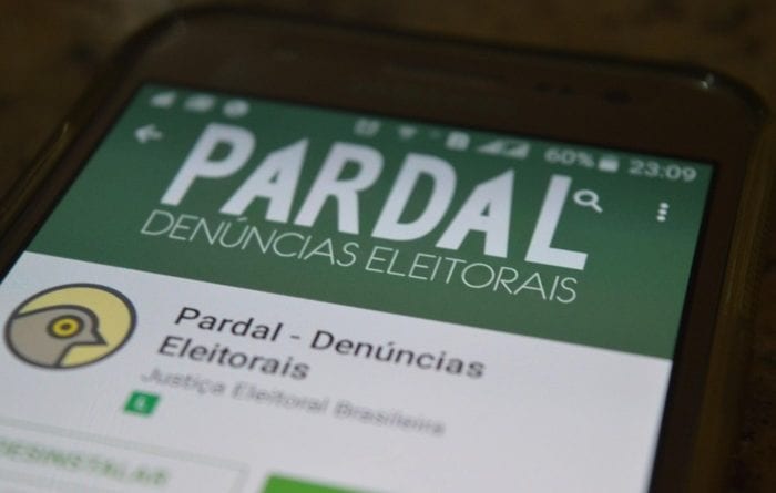 Aplicativo para denúncias e irregularidades de políticos durante as eleições voltará a funcionar