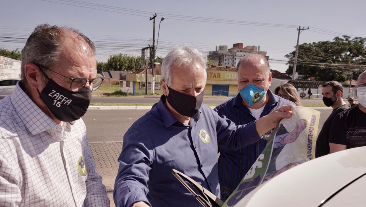 Agenda | Campanha de Zaffa realiza adesivaço de carros no comitê central