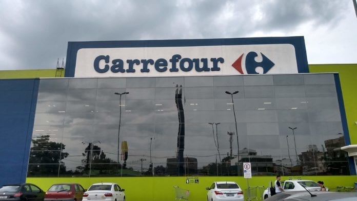 Após acordo, Carrefour pagará R$ 68 milhões em bolsas de estudos para pessoas negras
