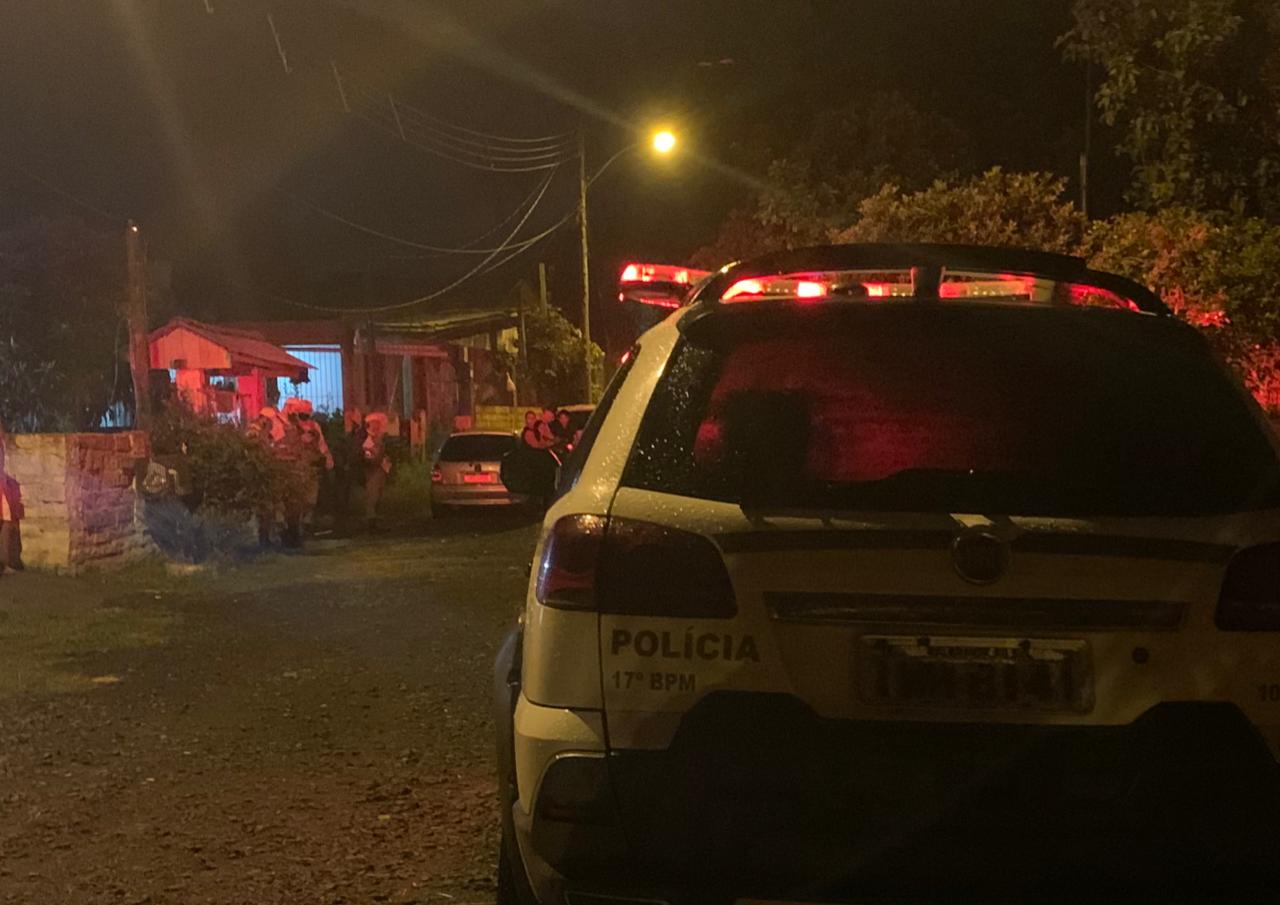 Polícia identifica homem morto dentro de casa por homens encapuzados em Gravataí