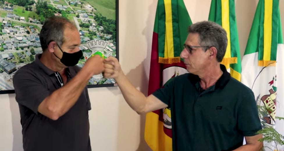 Atual e futuro prefeitos de Glorinha fazem apelo contra a covid-19