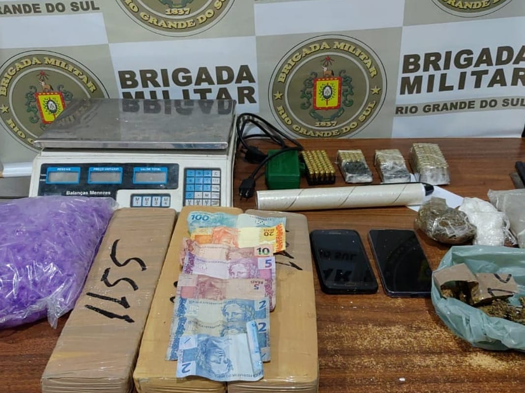 Brigada Militar tem noite de seis prisões e apreensões de armas e drogas em Gravataí e Glorinha