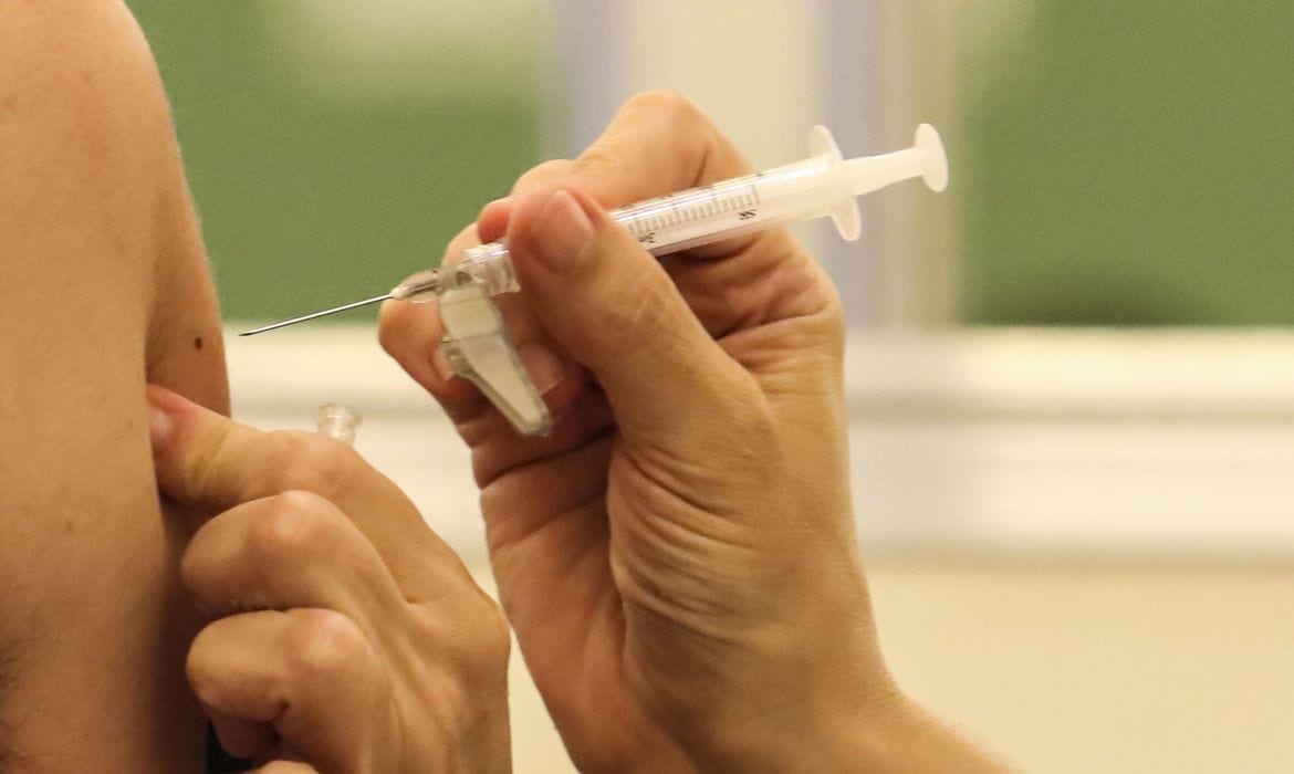 Cachoeirinha anuncia vacinação da coronavac para pacientes que aguardam desde 23 de abril