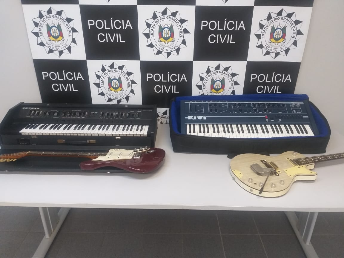 Instrumentos furtados são encontrados à venda em loja de Gravataí; empresária foi presa