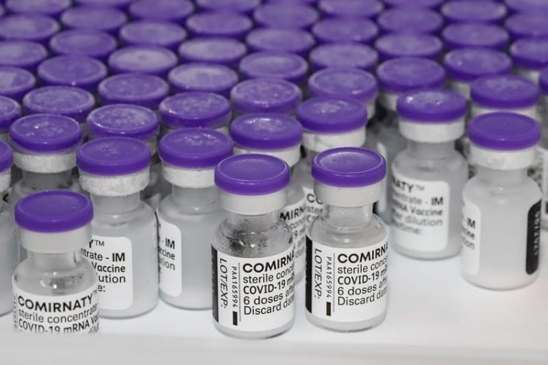 Secretaria da Saúde distribui vacinas da Pfizer para cerca de 400 municípios hoje