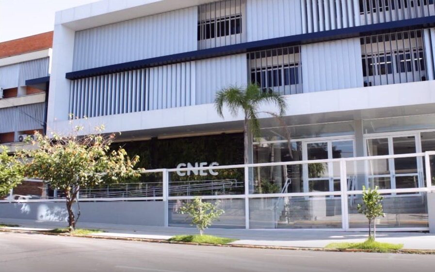 CNEC Gravataí nega boatos de venda e fechamento da escola