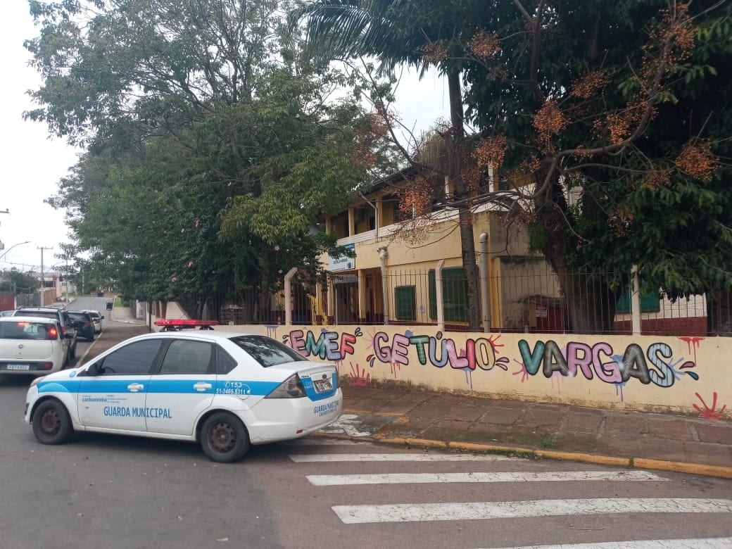Flagrado por câmeras, homem é preso por tentativa de furto em escola de Cachoeirinha