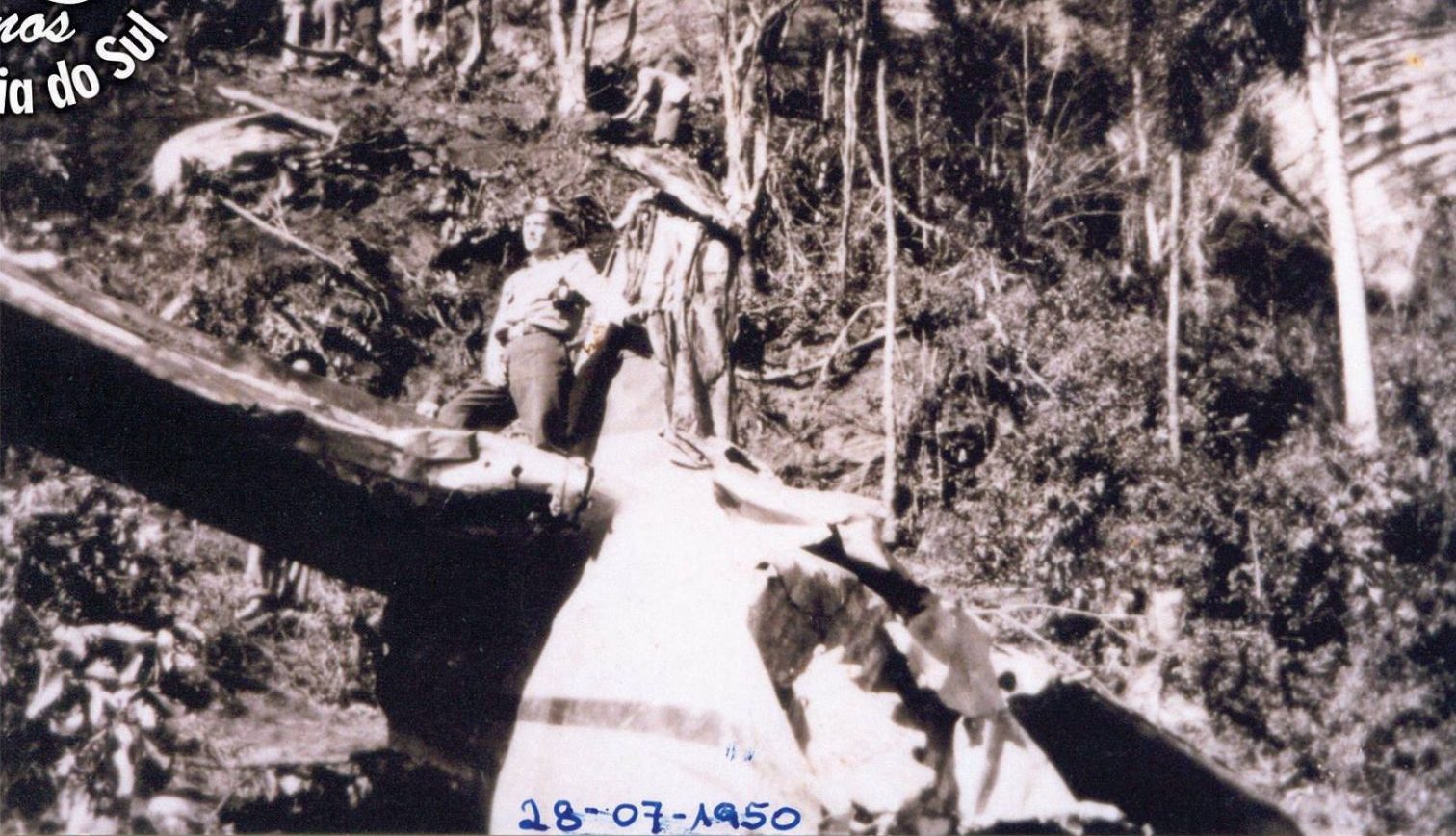 Há 71 anos, queda e explosão de avião entre Sapucaia e Gravataí matou todos os passageiros
