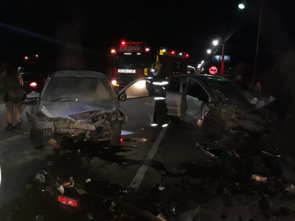 Veículo com placas de Gravataí se envolve em acidente com morte em SC