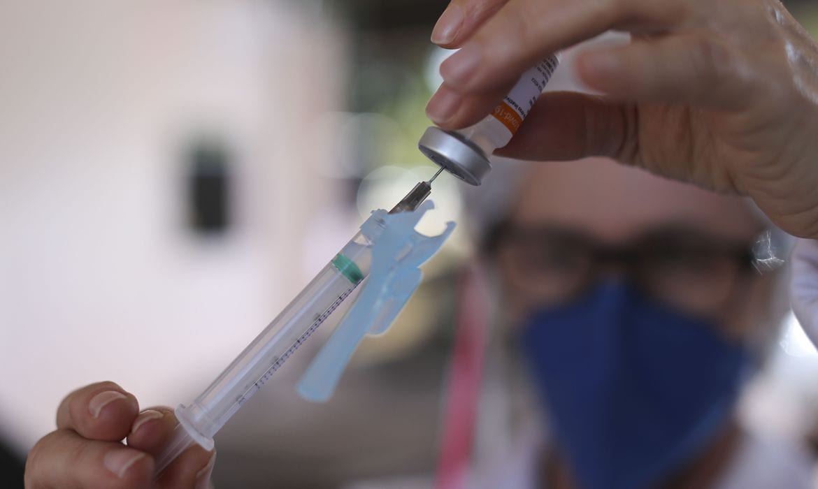 Vacinação infantil contra a Covid-19 começa dia 19 de janeiro no Rio Grande do Sul