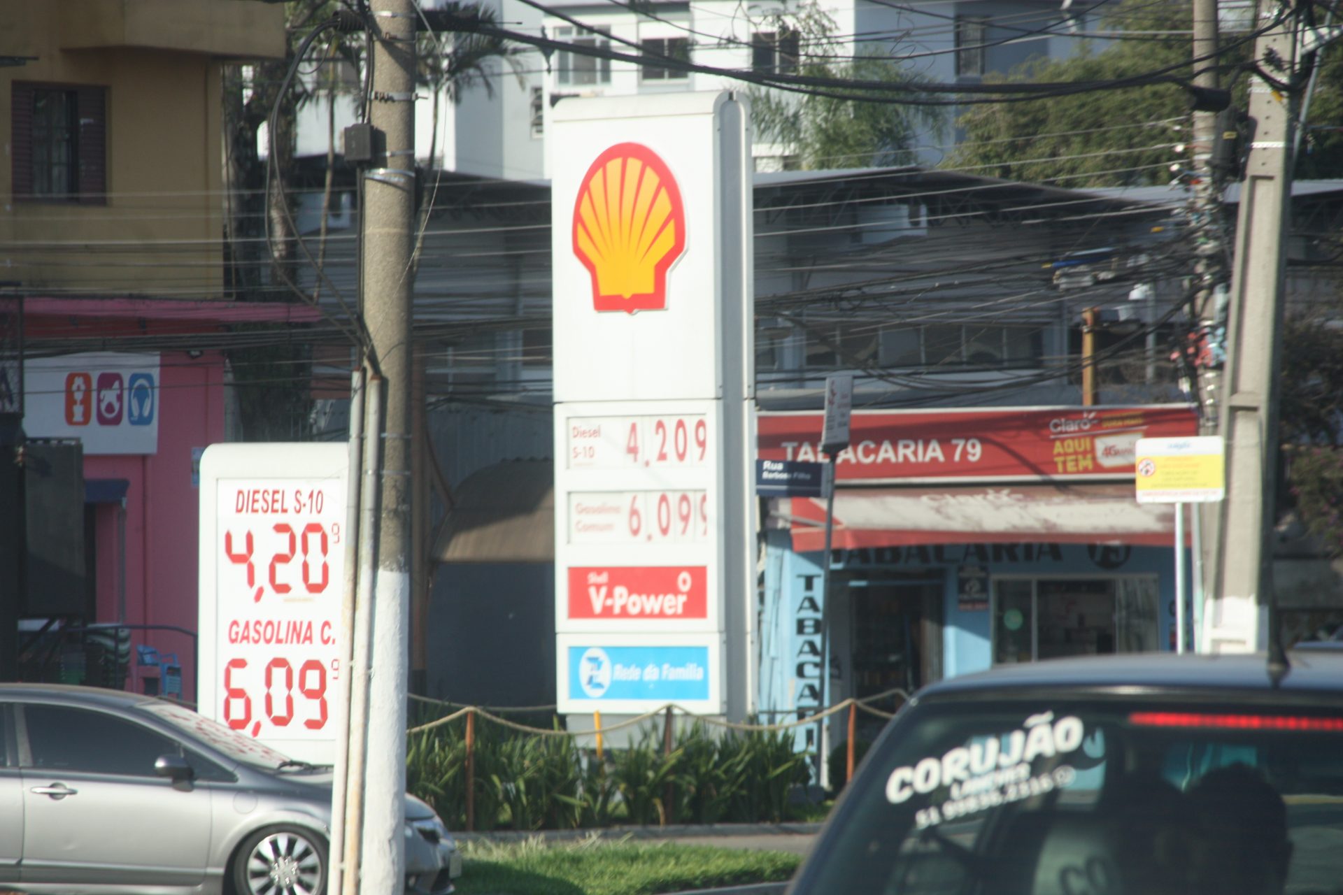 Litro da gasolina já ultrapassa os R$ 6 reais em Gravataí