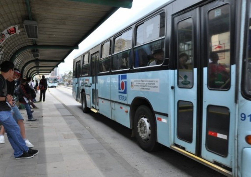 Termina hoje o prazo dado por sindicato às empresas de ônibus intermunicipais