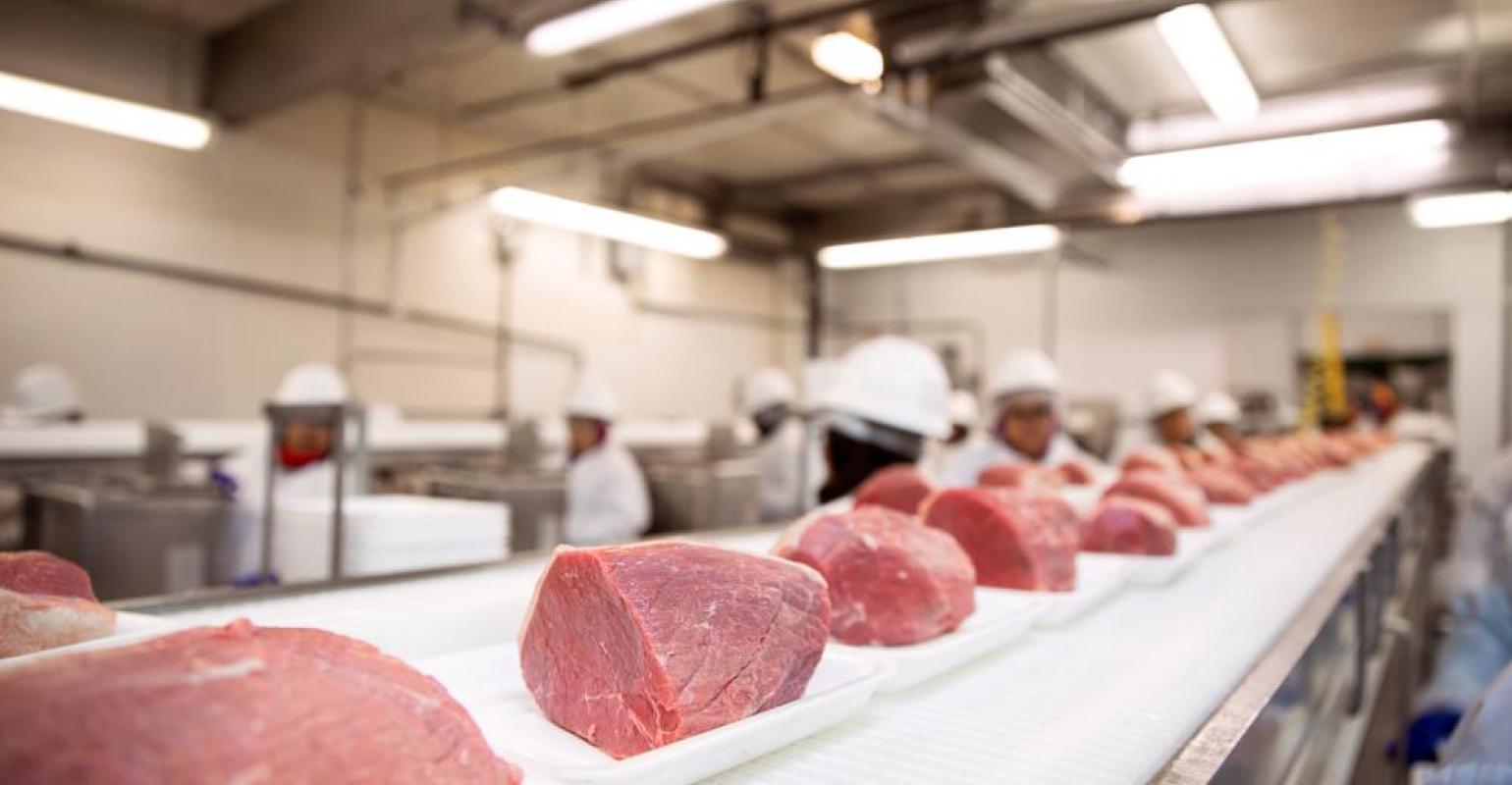 Indústria de carnes e embutidos abre vagas de emprego para nova operação em Glorinha