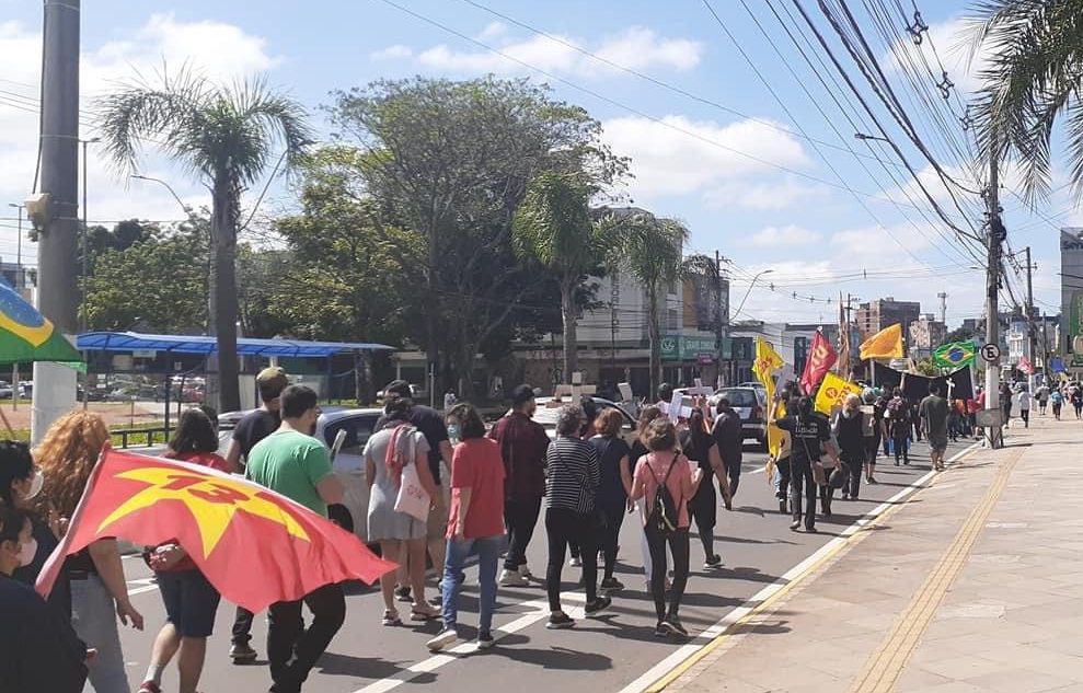 Manhã em Gravataí foi de manifestação contra o governo Bolsonaro