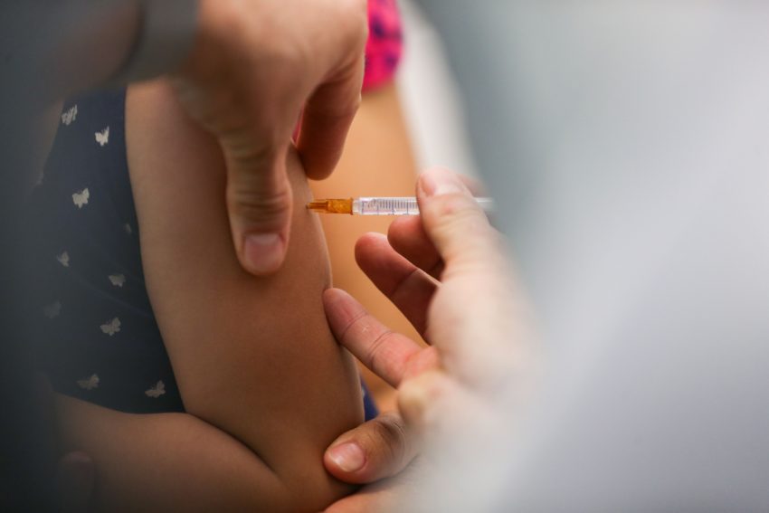 Crianças receberão adesivos com heróis da vacinação nas Unidades de Saúde em Cachoeirinha