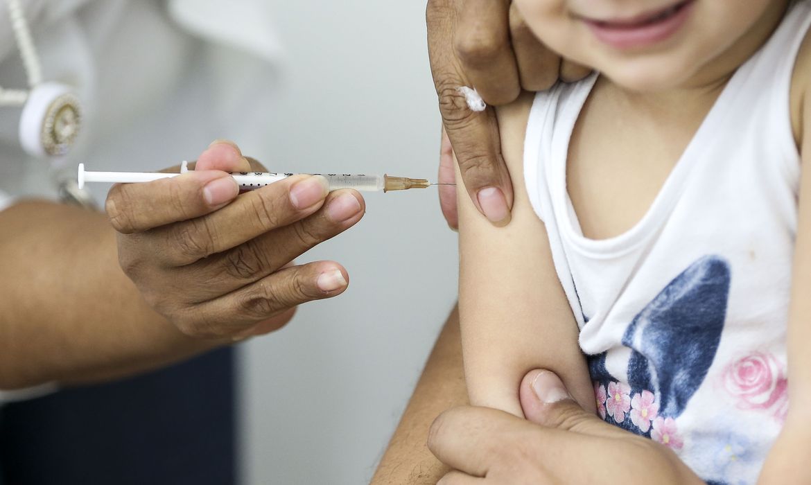Crianças começam a ser vacinadas contra a Covid-19 nesta quarta feira em Cachoerinha