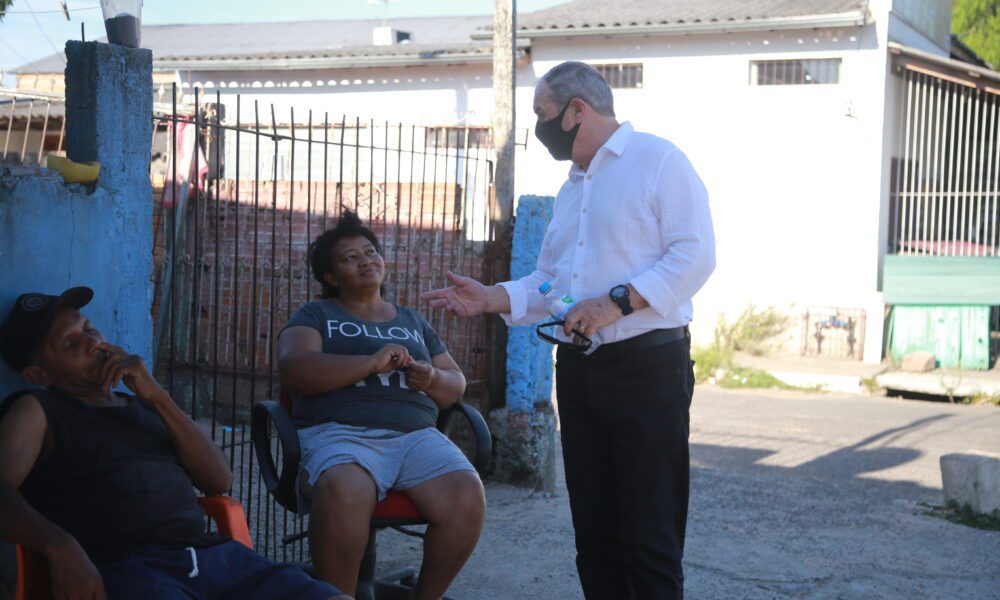 Prefeito Zaffalon visita comunidade que receberá novo posto de saúde em Gravataí