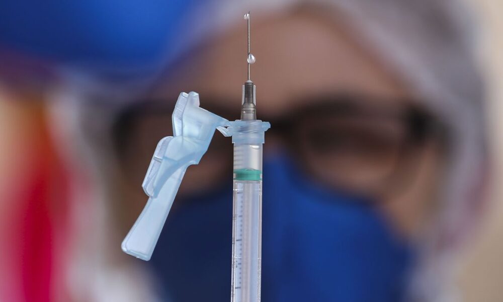 Gravataí inicia vacinação da Covid em nova faixa etária de crianças com comorbidades