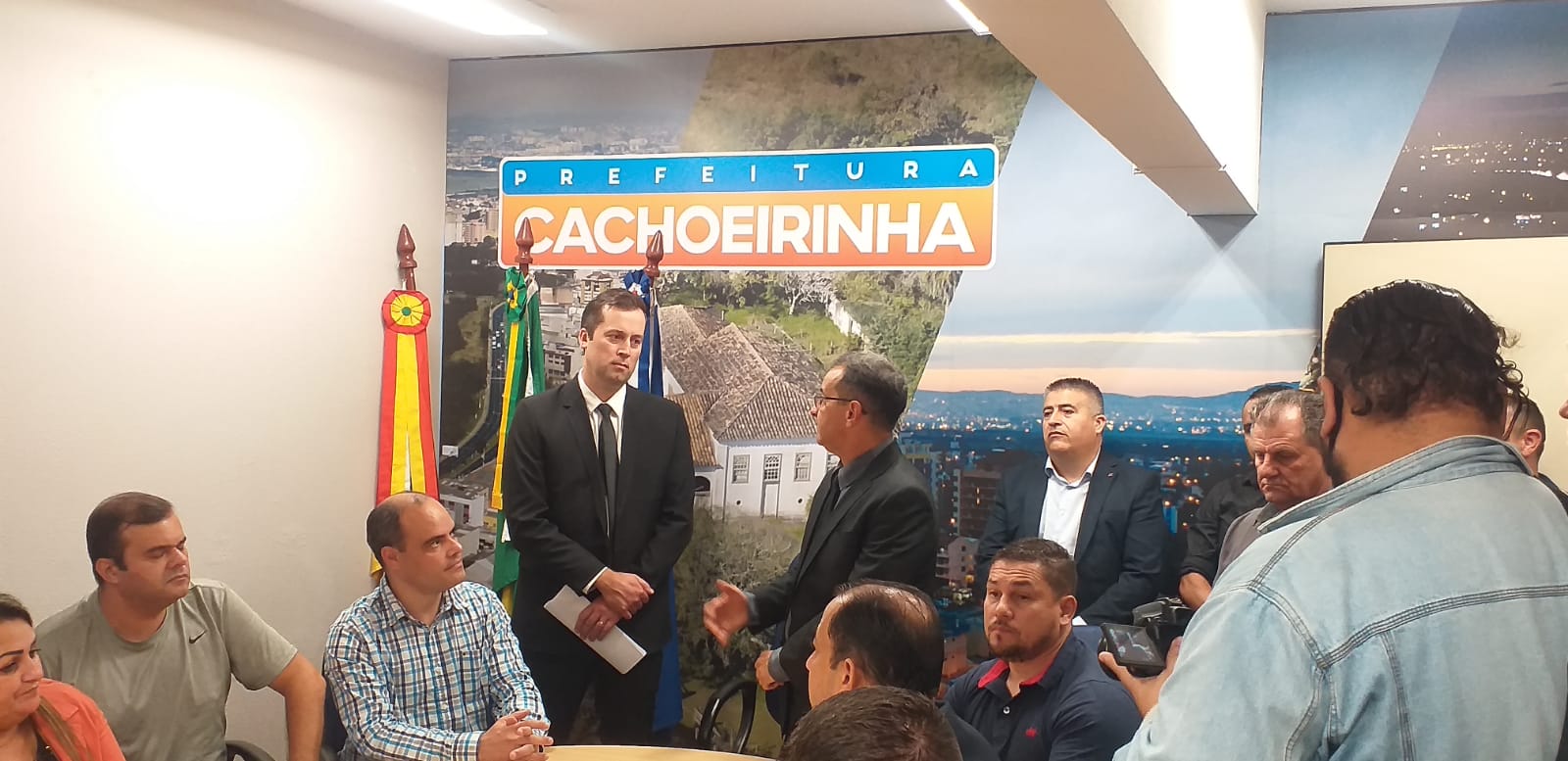 Cristian Wasem toma posse como prefeito de Cachoeirinha
