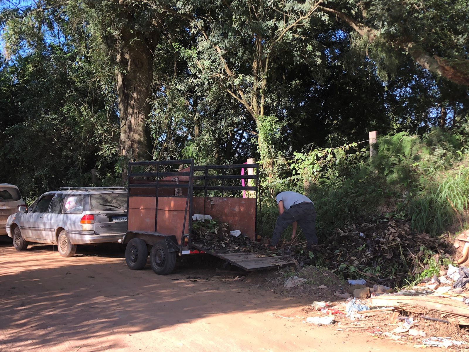 Homem é encaminhado à delegacia por descarte irregular de resíduos em Gravataí