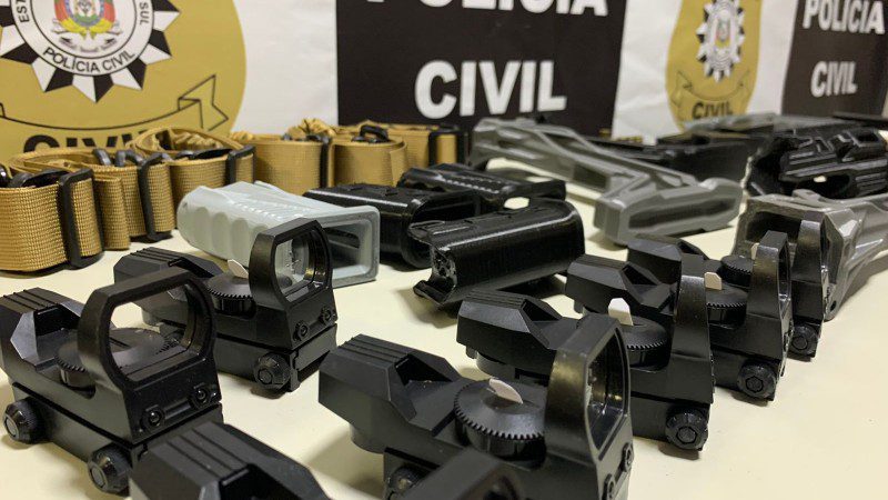 Polícia Civil descobre fábrica clandestina de peças de arma em Gravataí