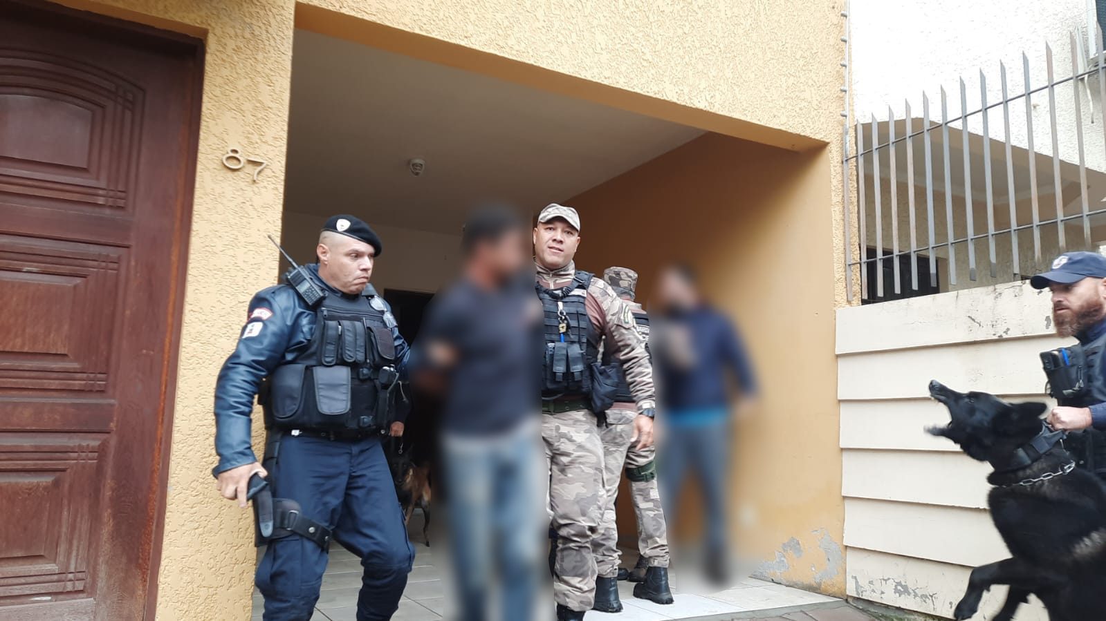Homem é preso tentando furtar casa de policial civil em Gravataí
