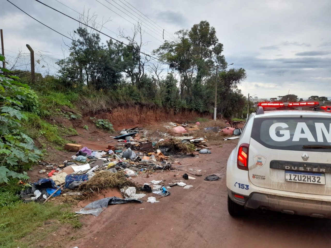 Mesmo com ecopontos, descarte irregular de lixo ainda é realidade em Gravataí