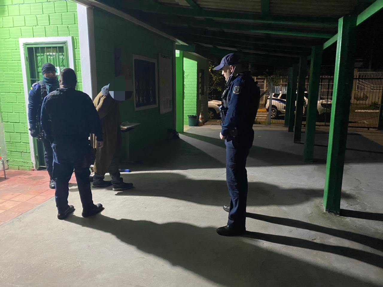 Homem é preso em flagrante por tentativa de arrombamento de escola em Cachoeirinha