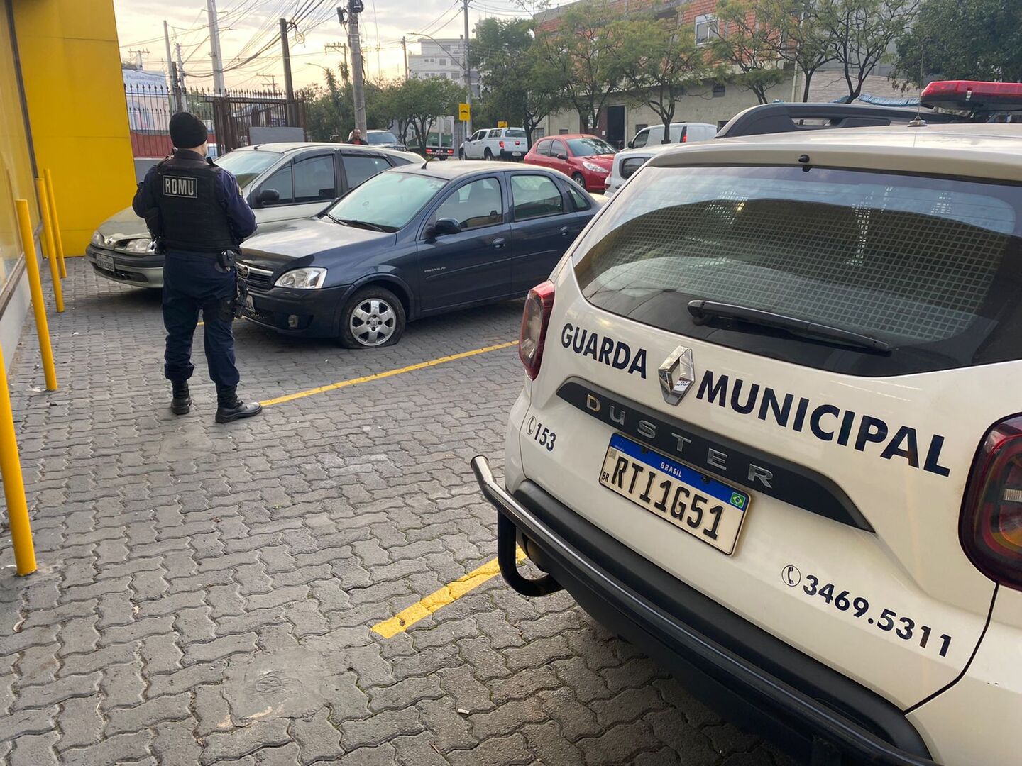 Guarda Municipal de Cachoeirinha recupera carro que havia sido furtado
