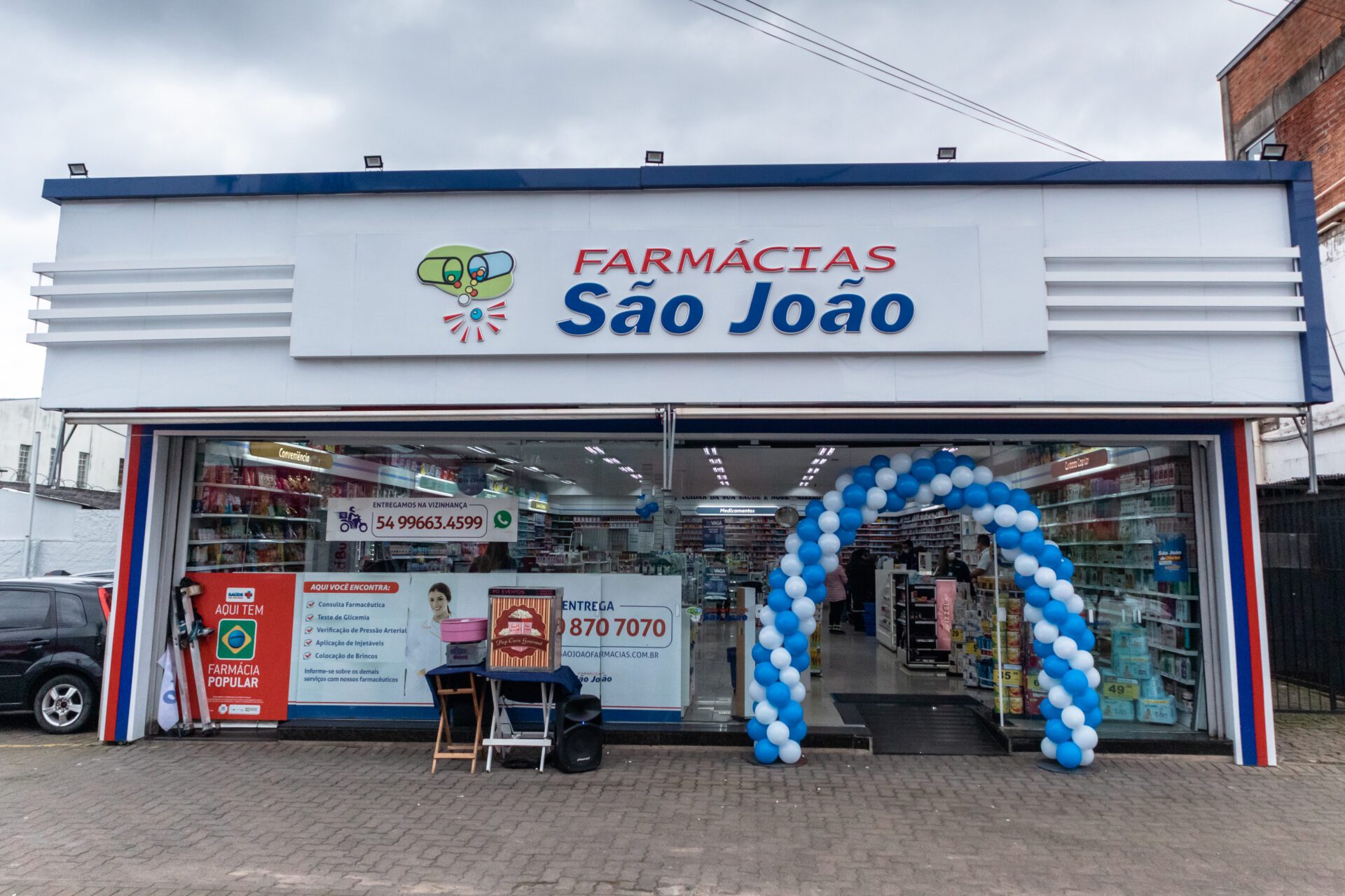 Modernização, novos produtos e capacitação; São João reinaugura duas lojas em Gravataí