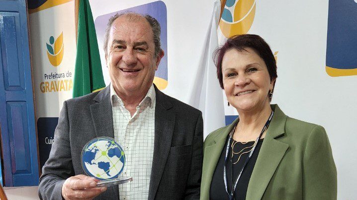 Luiz Zaffalon recebe Prêmio Prefeito Inovador 2022
