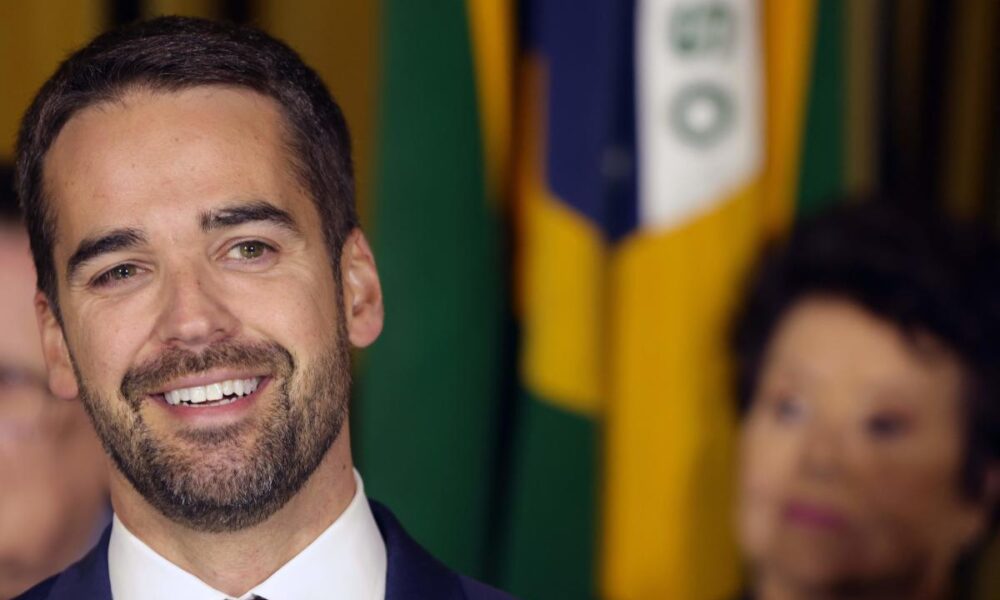 Eduardo Leite vence a eleição para governador do RS