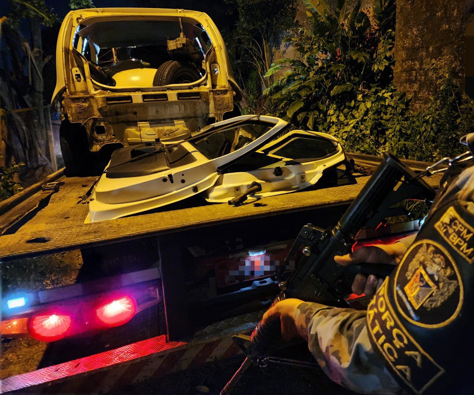 Brigada Militar prende casal e desarticula ponto de tráfico em Gravataí