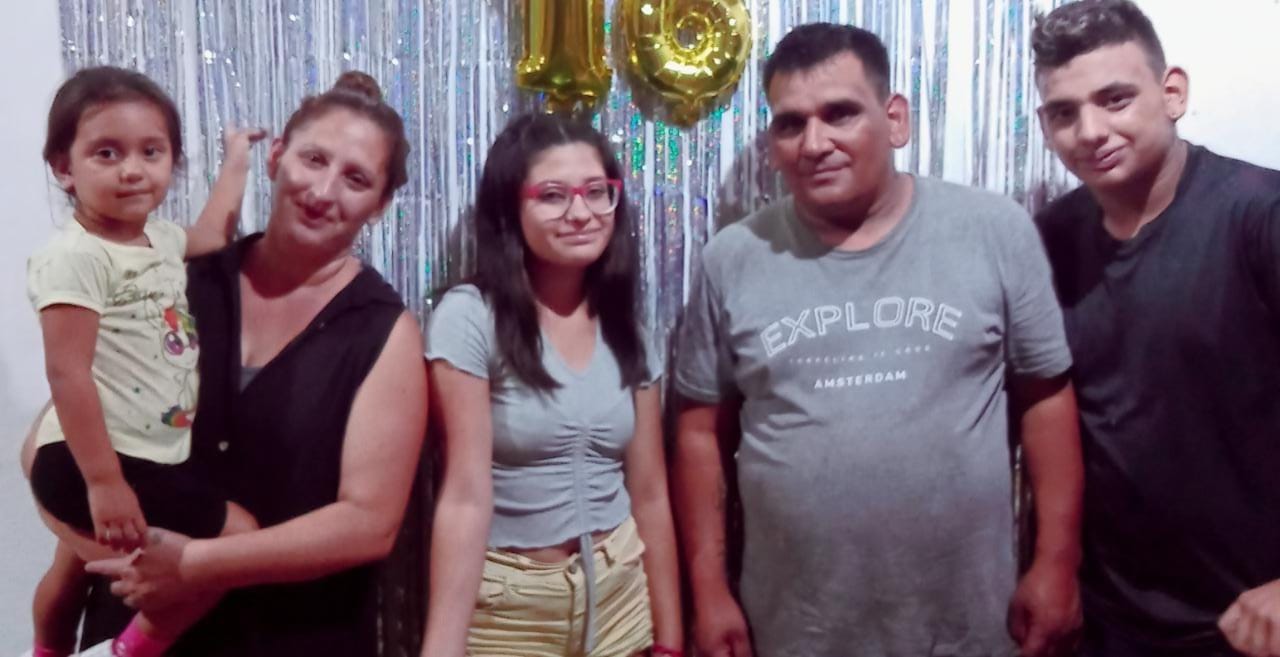 Família de argentinos que reside em Gravataí quer voltar para casa e busca ajuda