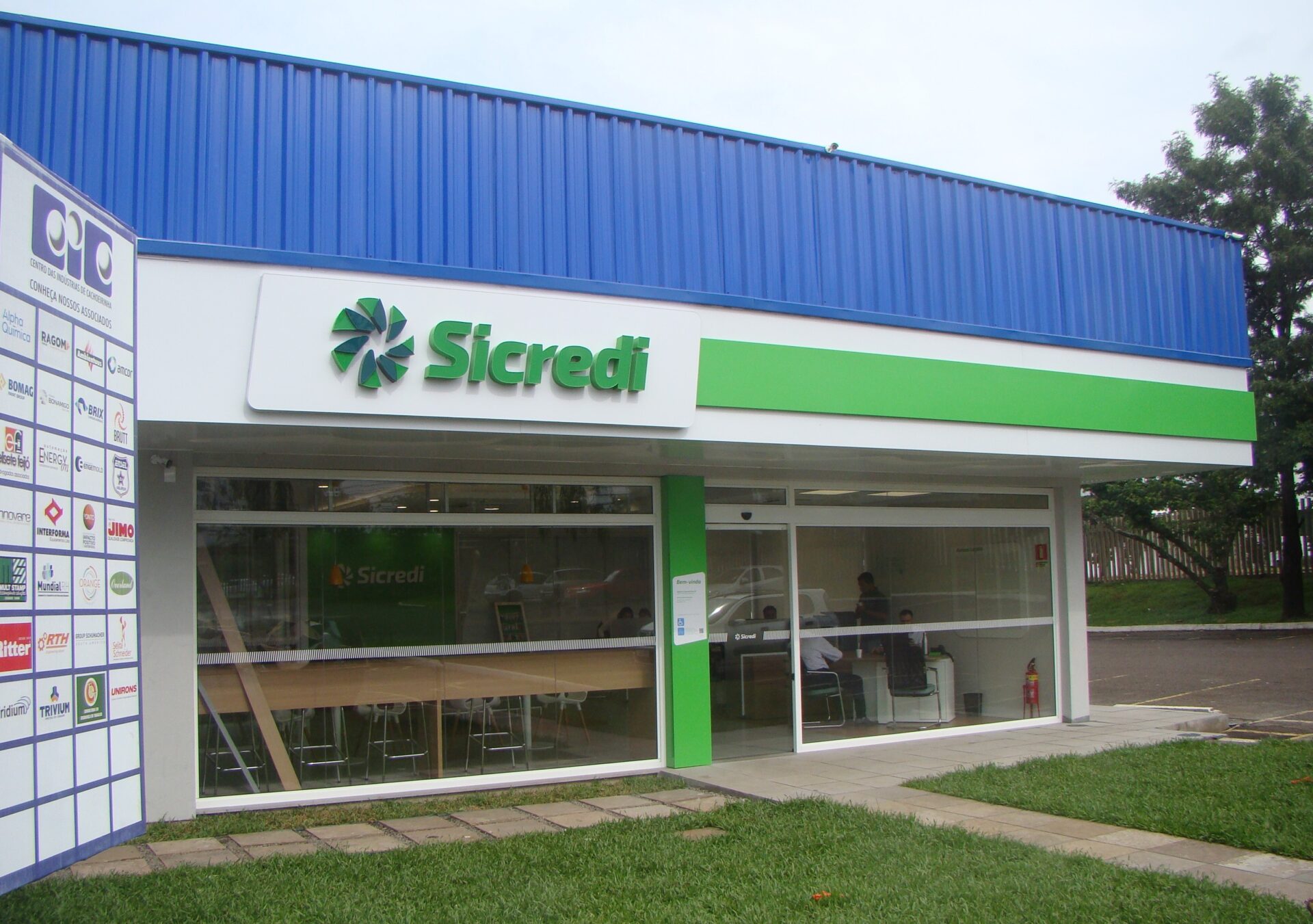 Sicredi é aberto no Centro das Indústrias de Cachoeirinha