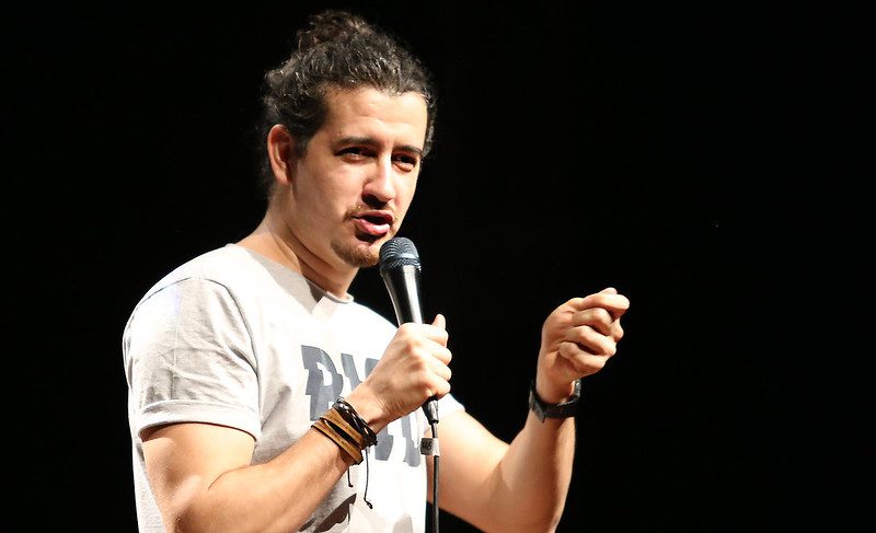 Humorista Afonso Padilha confirma novo show em Gravataí