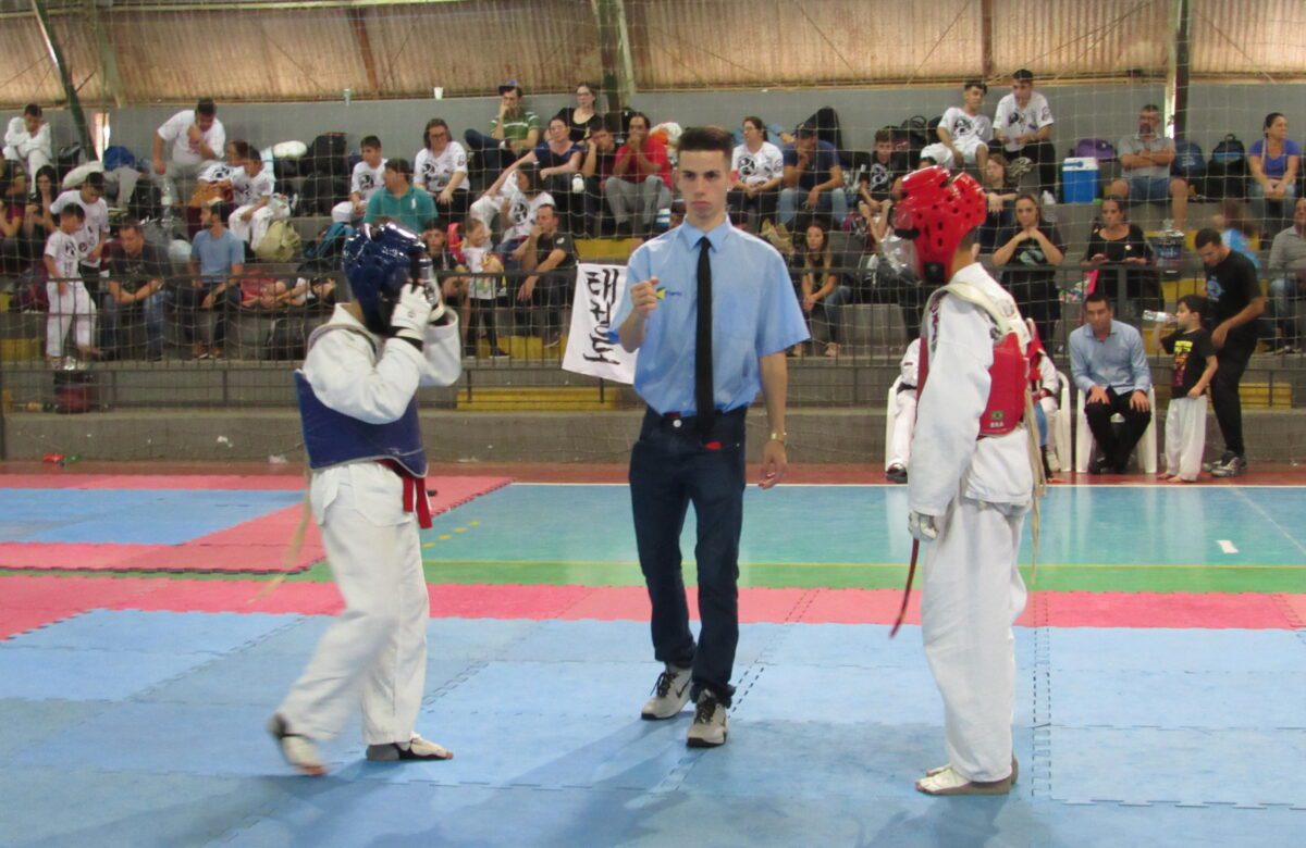 Gravataí sedia campeonato da Federação Gaúcha de Taekwondo