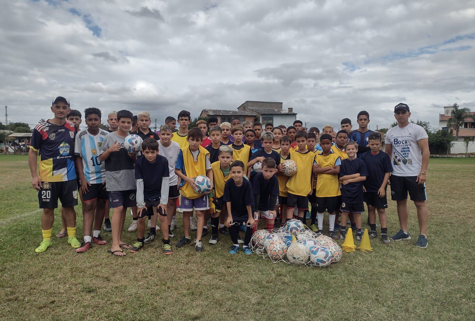 Mais de 500 crianças já passaram por projeto social de futebol em Gravataí