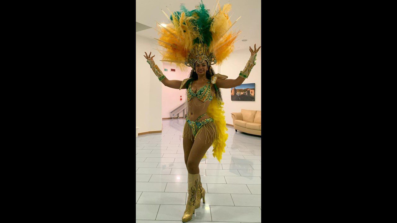 Artista de Gravataí apresenta danças típicas do Brasil em festivais na Itália